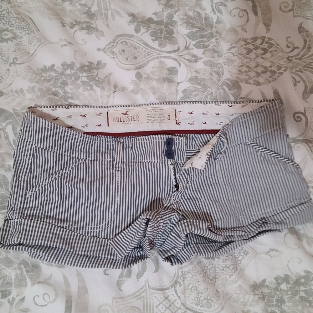 Preppy short shorts